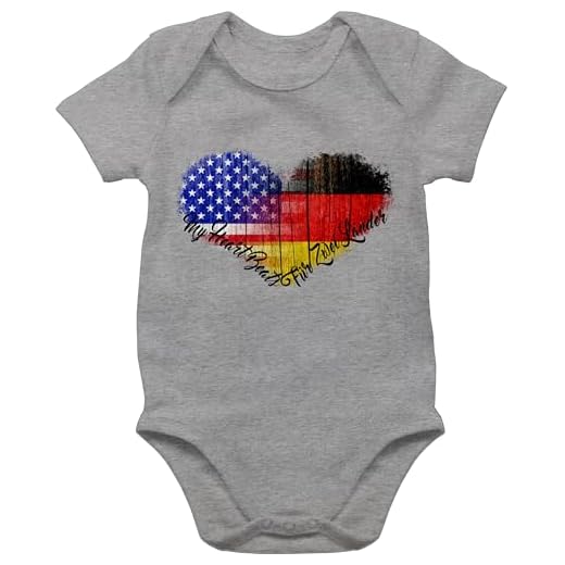 beVintage Flaggen - Deutsch-Amerikanische-Flagge-Herz - 3/6 Monate - Grau meliert - Strampler amerikanische Flagge - BZ10 - Baby Kurzarm Body Strampler