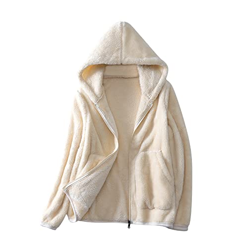 Manteau capuche noir pour vos balades d'automne en pull polaire chaud