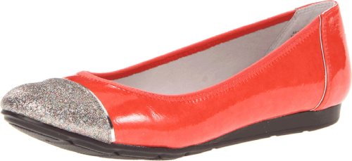 AK Anne Klein Sport Women's Alaner Sy Flat