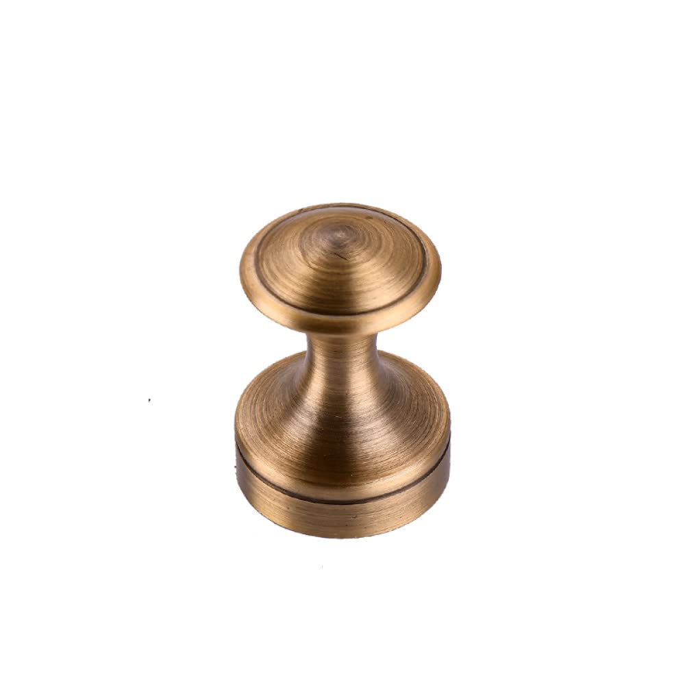 Patère en laiton pour peignoir et finitions luxe de salle de bain