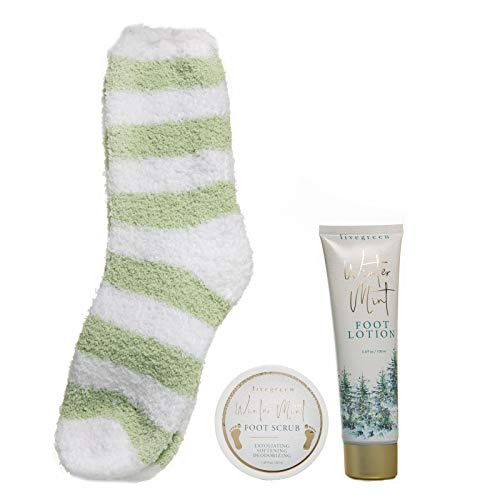Live Green Bath and Body Gift Set- Foot Spa Set with Fuzzy Socks, Lotion, and Scrub (Winter Mint)
