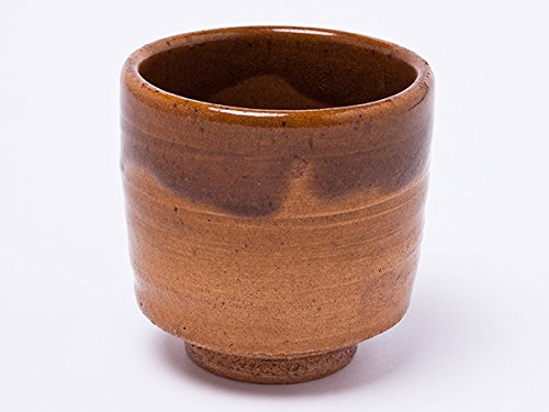 Amazon | 大樋長左衛門 作 飴釉湯呑 oohi-01 | 大樋長左衛門 | 湯呑み