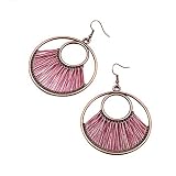 Los pendientes de estilo bohemio, únicos y elegantes, aportan un aspecto encantador y hermoso.