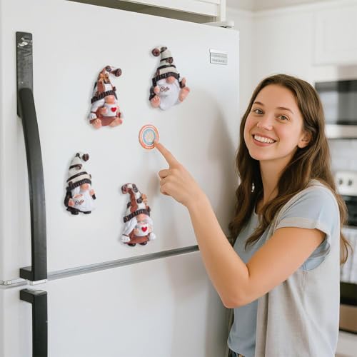 Juego de 4 imanes decorativos de gnomo de café para frigorífico miniatura 7