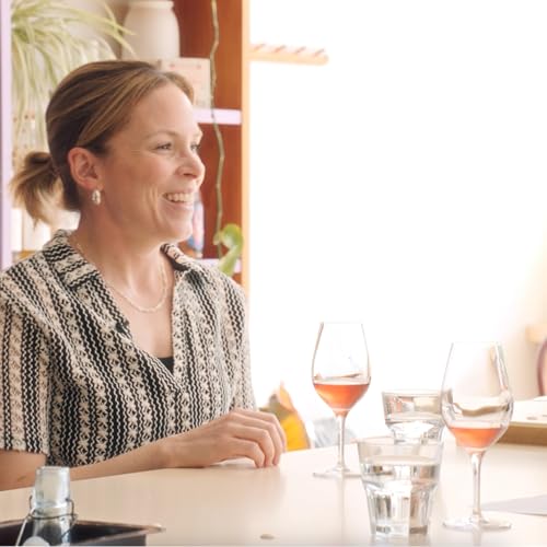 Justine Therrien, Joy Hill: la joie comme arme de r&eacute;sistance