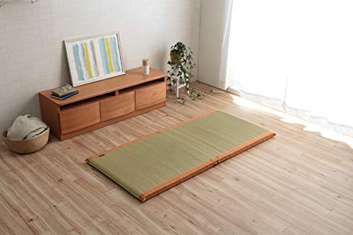 イケヒコ コーポレーション い草 クリア マット くつろぎ お昼寝 抗菌防臭 消臭 シンプル 小林製薬コバガード使用 約70×150cm オレンジ #7559489