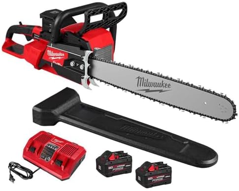 Milwaukee M18 FUEL Chainsaw - Thumbnail 3