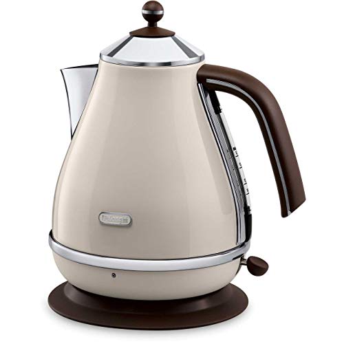 DeLonghi Vintage Icona KBOV3001BG Kettle - Pastel Cream and mahogany finish (color may vary slightly due to photographic effects)