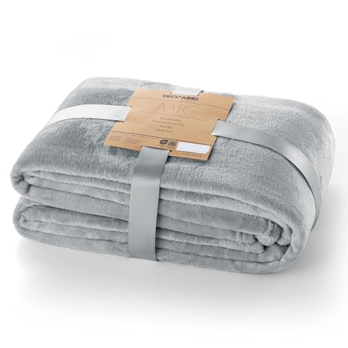 DecoKing Kuscheldecke 220x240 cm Silber Decke Microfaser Tagesdecke Fleece weich sanft kuschelig Stahl grau Grey Steel Silver Mic