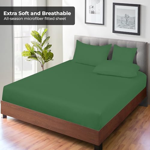 Image of Royale Linens Fitted Sheet Full - Ultra Soft 1800 Brushed Microfiber - Hotel Luxury Bottom Sheets - Wrinkle Free & Fade Resistant - Deep Pocket Fitted Sheet Only (Full, Hunter Green)