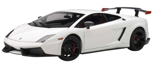 Preisvergleich Produktbild Lamborghini Gallardo LP570 Supertrofeo Stradale, weiss / schwarz , 2011, Modellauto, Fertigmodell, AUTOart 1:18