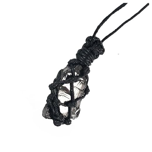 Karelian Heritage Shungite Pendant - Defender Shield