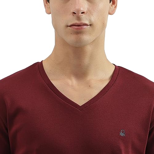 Image of UNITED COLORS OF BENETTON Men's Cotton Solid Regular Fit T-Shirt