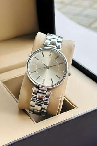 styledose Women Analogue Wrist Watches for Women's & Girls&Miss&Ladies Diamond Studded Dial Rosegold Colored Stylish Bracelet Strap