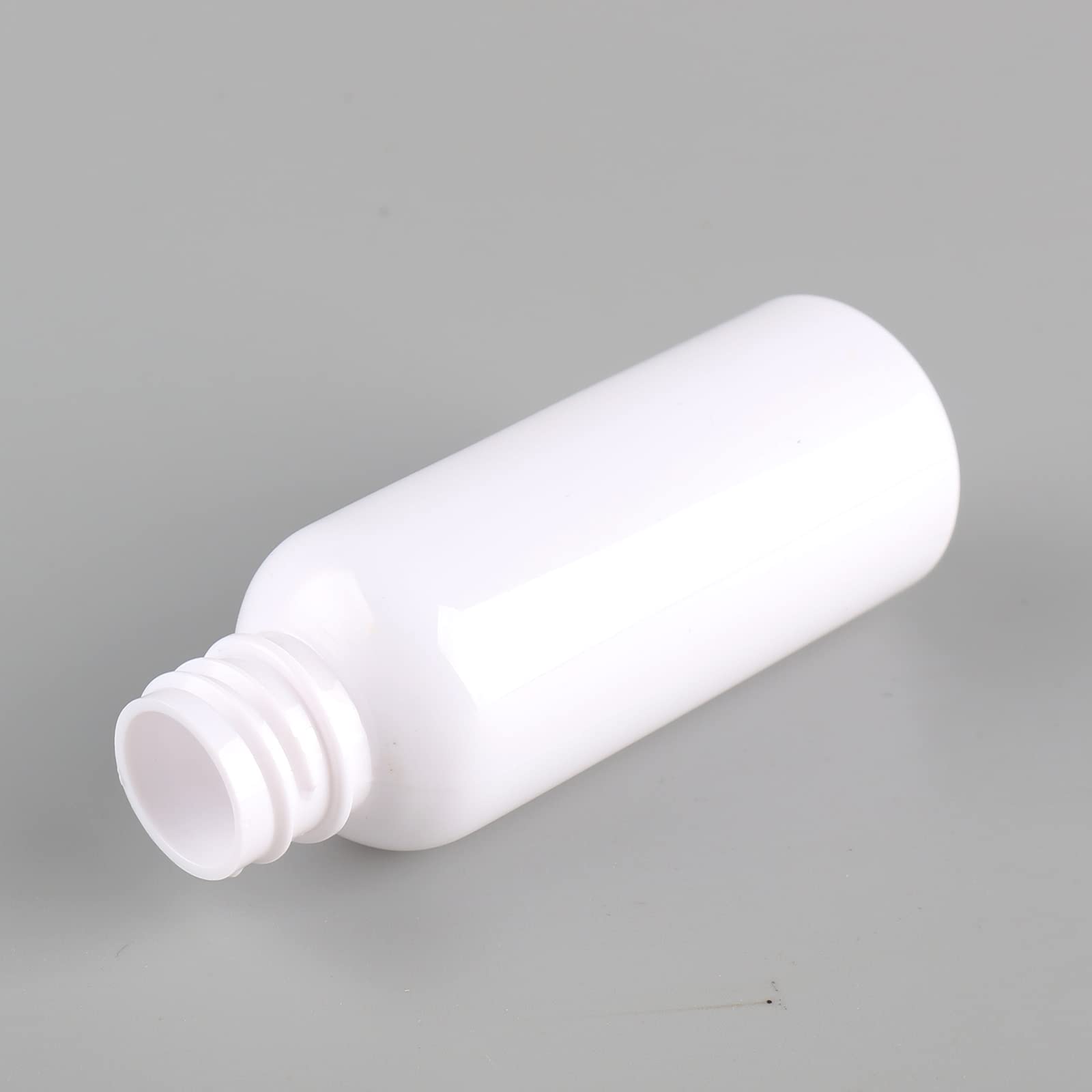 100 Stück 50ml Sprühflasche Weiß Leer Feinen Nebel Sprühflasche Reise Zerstäuber Klein Plastik Nebel Parfümzerstäuber Reiseflaschen mit Trichter