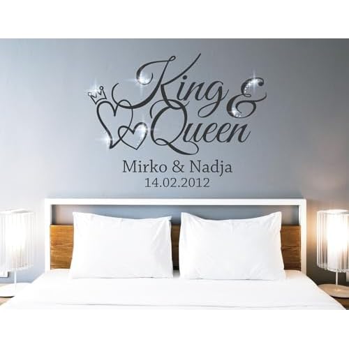 tjapalo® pkm462 Wandtattoo King Queen Wandtattoo Schlafzimmer Liebe Wandsticker Schlafzimmer romantisch Wandtattoo paare Namen und Datum, Farbe: Schwarz, Größe: B100xH58cm