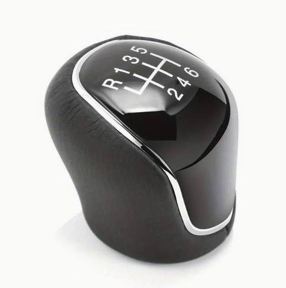 📌COMPATIBILITÀ: Questo pomello è realizzato per essere compatibile con Ford Focus Fiesta Kuga Mondeo S-Max C-Max Galaxy Transit - 6 Marce, seguendo dimensioni e attacchi specifici del veicolo. La sua struttura è progettata per adattarsi in modo preciso alla tua auto, offrendo un risultato impeccabile e senza alcuna sorpresa durante il montaggio.