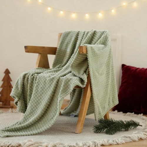 Simple&Opulence Sage Green Throw Blanket-Super Soft Fluffy Blankets 50x70 Inches Cozy Lightweight Fleece Blanket for Couch Bed Office Chair Home Decor