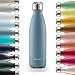 Produktbild Blumtal® Trinkflasche Edelstahl Charles - Thermosflasche 750 ml - BPA-freie Thermo Trinkflasche kalt&warm - auslaufsichere Trinkflasche Edelstahl 750 ml - Thermos Trinkflasche - Dove Grey - Grau-Blau