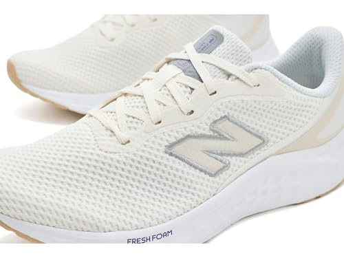 Image of New Balance Women's Fresh Foam Arishi v4 Running Shoe, Sea Salt /Linen, 9.5