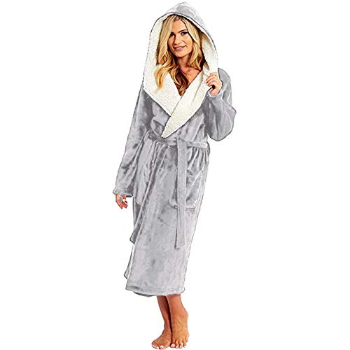 The Best Bathrobe For Him According To Experts