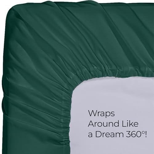 Image of Utopia Bedding King Fitted Sheet - Bottom Sheet - Deep Pocket - Soft Microfiber - Shrinkage and Fade Resistant - Easy Care -1 Fitted Sheet Only (Emerald)