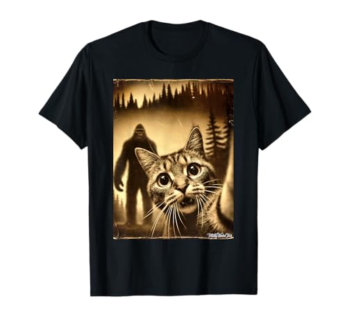 Cat and Bigfoot Funny Selfie Adventure Artwork T-Shirt