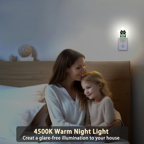 Image of Cat Kitten Daisy Plug-in Night Light with Dusk-to-Dawn Sensor for Bedroom,Bathroom and Living Room Sleep Friendly lamp for Women /Girls /Boys Gift,0.5W
