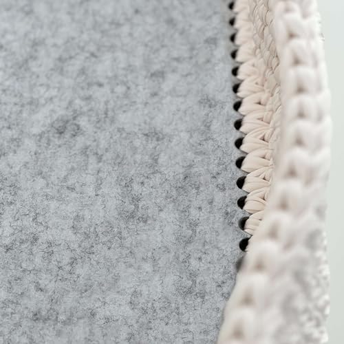 Colador de ganchillo para bebé artesanal con colchón impermeable 6