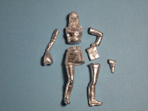 Aurora Model 1/20 Figures Wwii German Panzer Commander 1947 Female Metal Fhd11 #TOP5