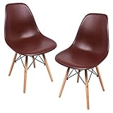 Comodidad garantizada. El material de su respaldo y la firmeza de las patas la hacen una silla realmente cómoda y acogedora.
