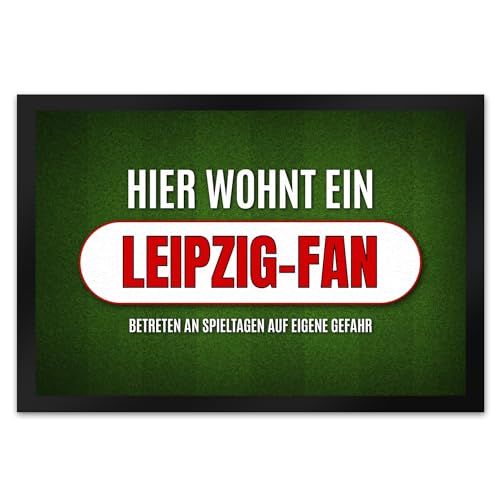 trendaffe - Hier wohnt EIN Leipzig-Fan Fußmatte XL mit Rasen Motiv