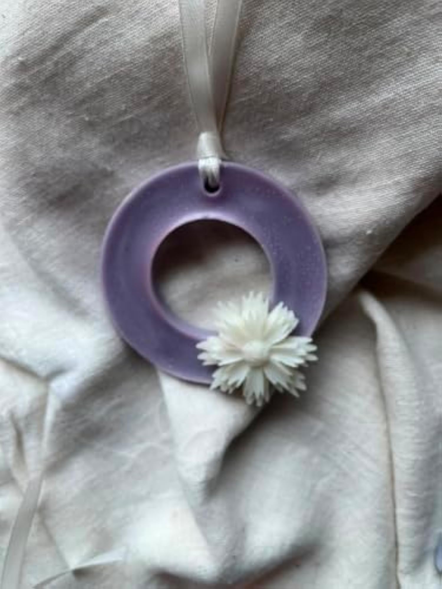 Decorative Ring Candle with Flower Design