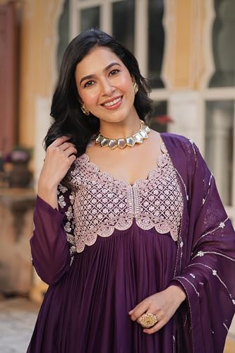 Robe Anarkali grande taille fluide masquant les formes pour cérémonie - 2
