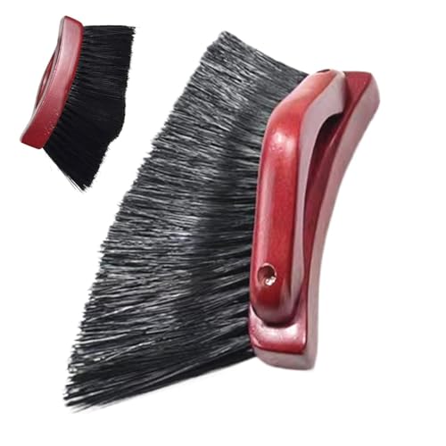 Brosses de billard à poils souples action dépoussiérante intense sans abîmer le tapis