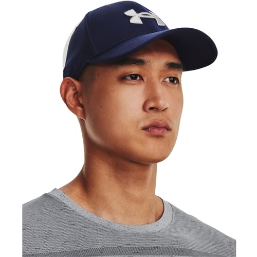 Gorra Under Armour detalle cierre velcro