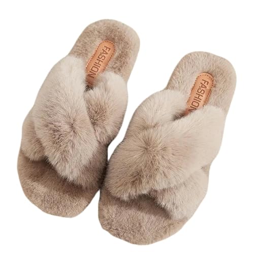 Pantoufles moelleux pour soulager les pieds froids sur le plancher