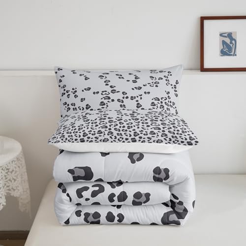Image of Leopard Print Comforter Africa Cheetah Print Comforter Set Pearl Leopard Fur Bedding Set for Boys Girls Kids Teens Bedroom Decor Grey Animal Skin Duvet Set Twin Size With 1 Pillow Case Quilt Set