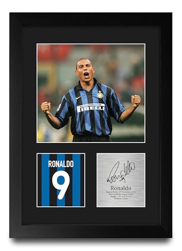 Photo Ronaldo Inter Milan dédicacée A4 pour décorer un bureau de fan