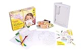 Pack diseñado como carpeta de cartón para poder ser reutilizado.