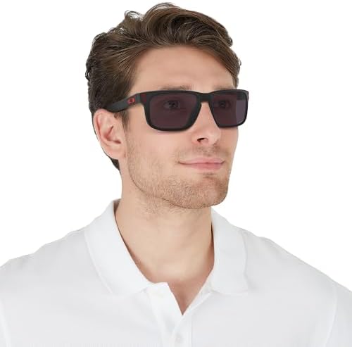 Oakley Men's Holbrook OO9102 Classic Fit