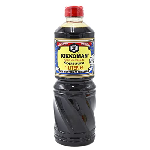 Produktfoto von 2er Pack (2x1L) Kikkoman Sojasauce natürlich gebraut + 2 Papa Vo Essstäbchen
