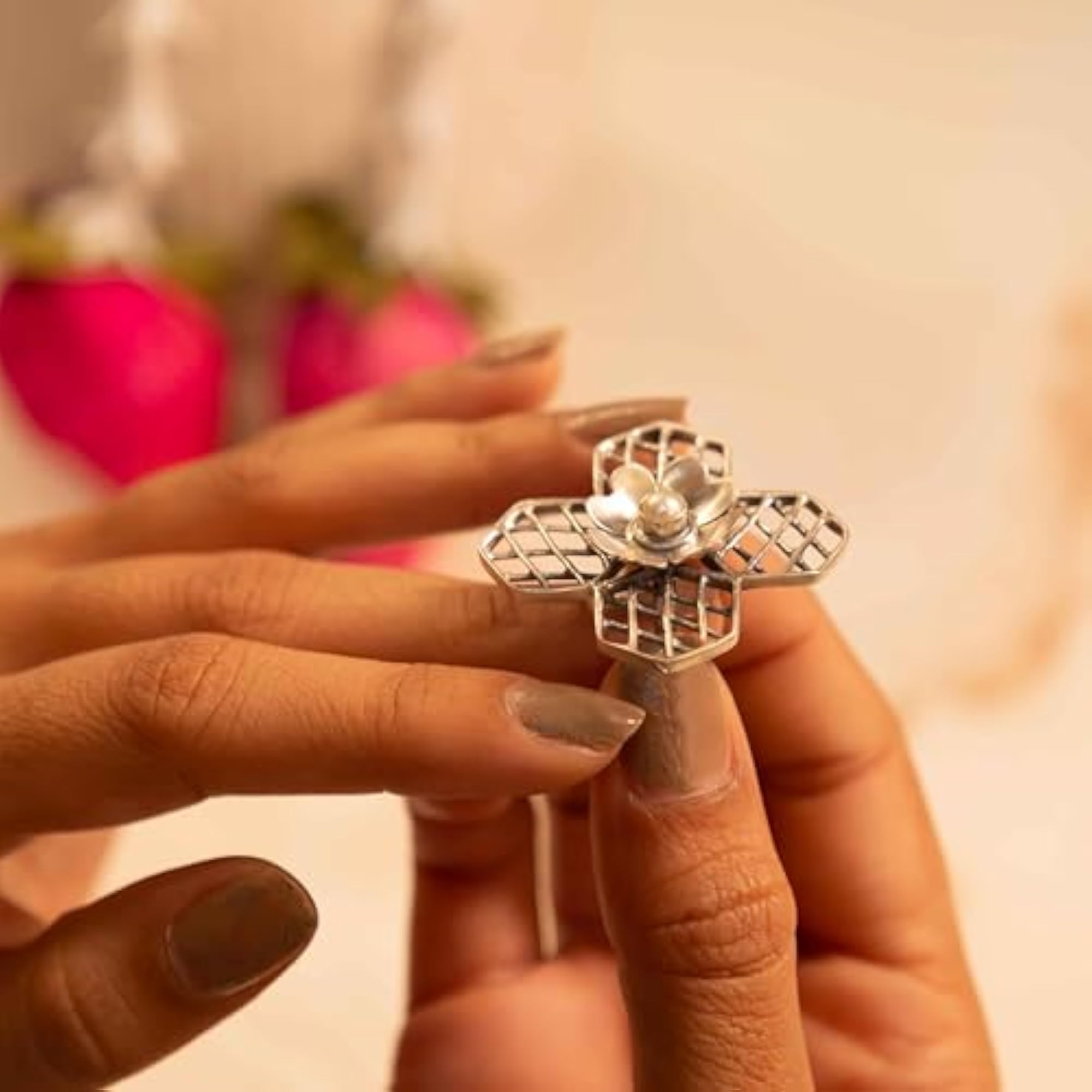 Women's Mizoya Embossed Flower Jali Adjustable Ring, 925 Stamp Silver