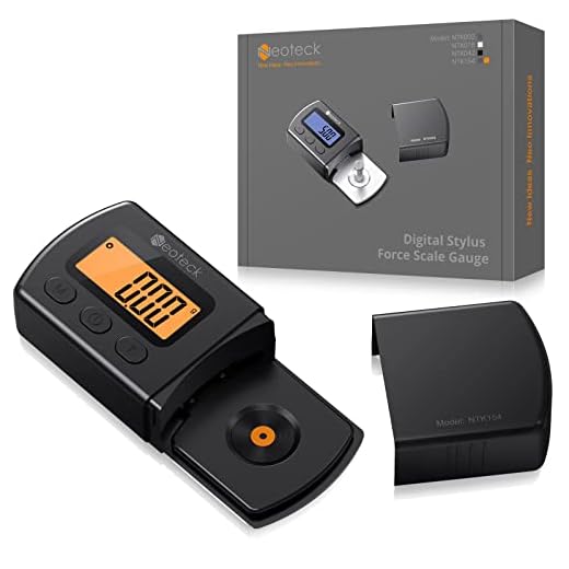 Neoteck Stylus Gauge Indicador de Escala de Fuerza con Pantalla Naranja Retroiluminada Aguja Giratoria Digital con Cuatro 1,5 V Baterías de Litio Ag12 para Brazo de Placa Giratoria Fono Caja de Música