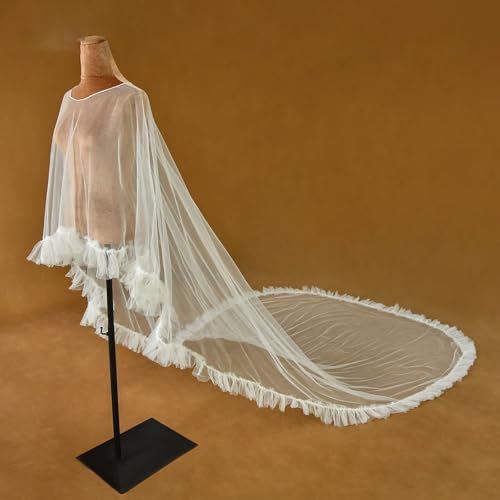 Velo transparente tipo capa de novia para ceremonia de boda romántica en jardín 5