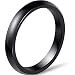 Imagen de Kingray Jewelry Paquete de dos anillos apilables de cerámica pulida negra y blanca de 3 mm