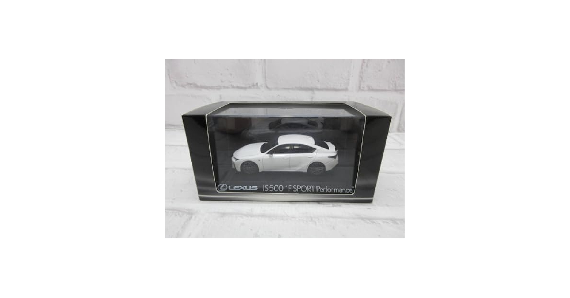 Amazon | ミニカー 1/43 レクサス IS500 Fスポーツ ホワイト
