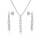 ANHÄNGER: Massiver, schimmernder Anhänger mit Kristallen aus der Swarovski Elements Kollektion. Wunderbar angepasst an die glanzvolle Kette. Anhängergröße ohne Schlaufe: 15mm x 5mm. OHRRINGE: Ohrringe aus Sterlingsilber mit 925-Echtheitsstempel. Swarovski Elements Welle. GRÖSSE: 20mm x 5mm. VERSCHLUSSTYP: Stecker.