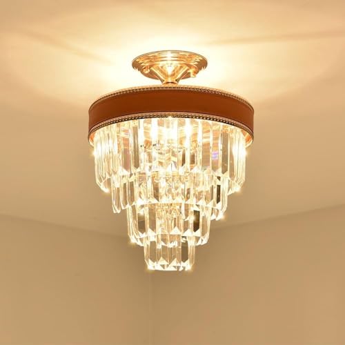 Lustre en cristal moderne pour éclairer un couloir sombre