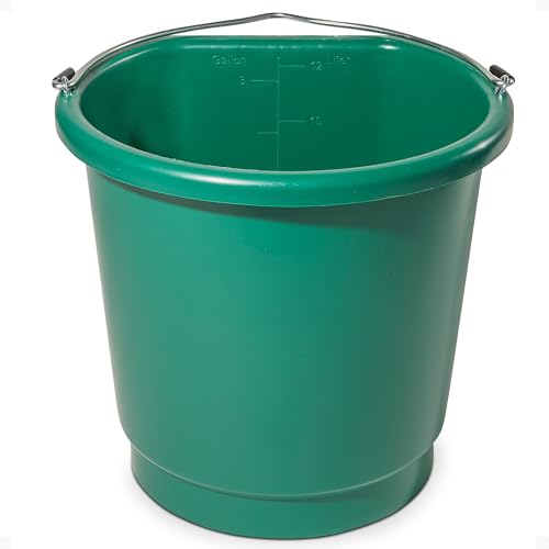 Farm Innovators FB-80 Heated Flat-Back Plastic Bucket Hanging Water Bucket with Built-in Thermostat and 70W Cord 3 Gallons
